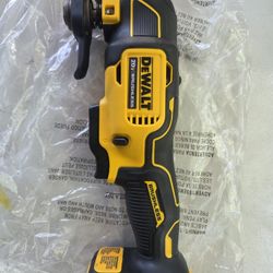 Dewalt Atomic Multi Tool