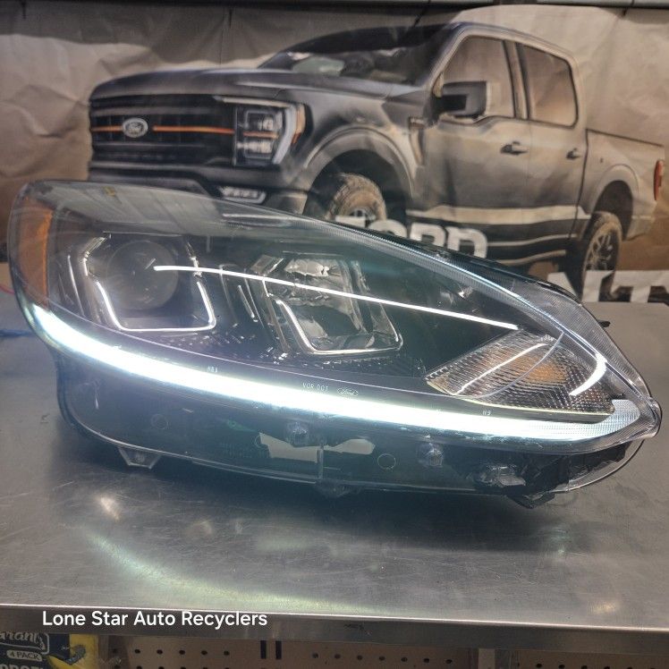 2020 To 2022 Ford Escape Passenger Headlight