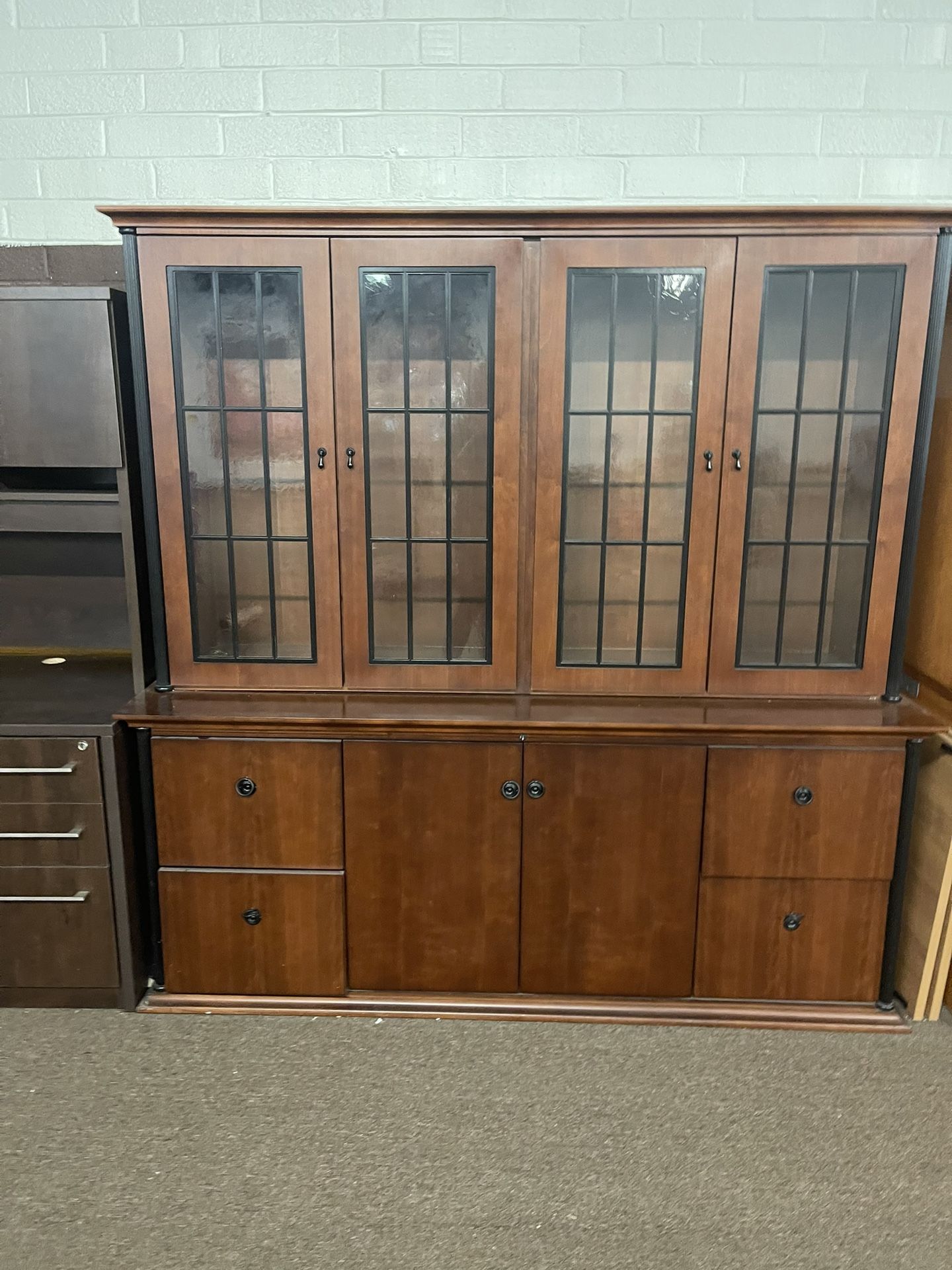 Hutch, Desk Sidebar