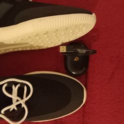 SNEAKERS AND HEADPHONES 
