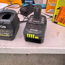  18VLITHIUM 4Ah Battery & Charger 
