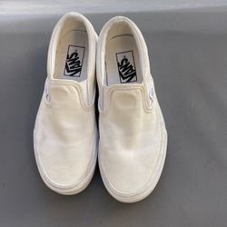 Vans classic slip on tennis shoes