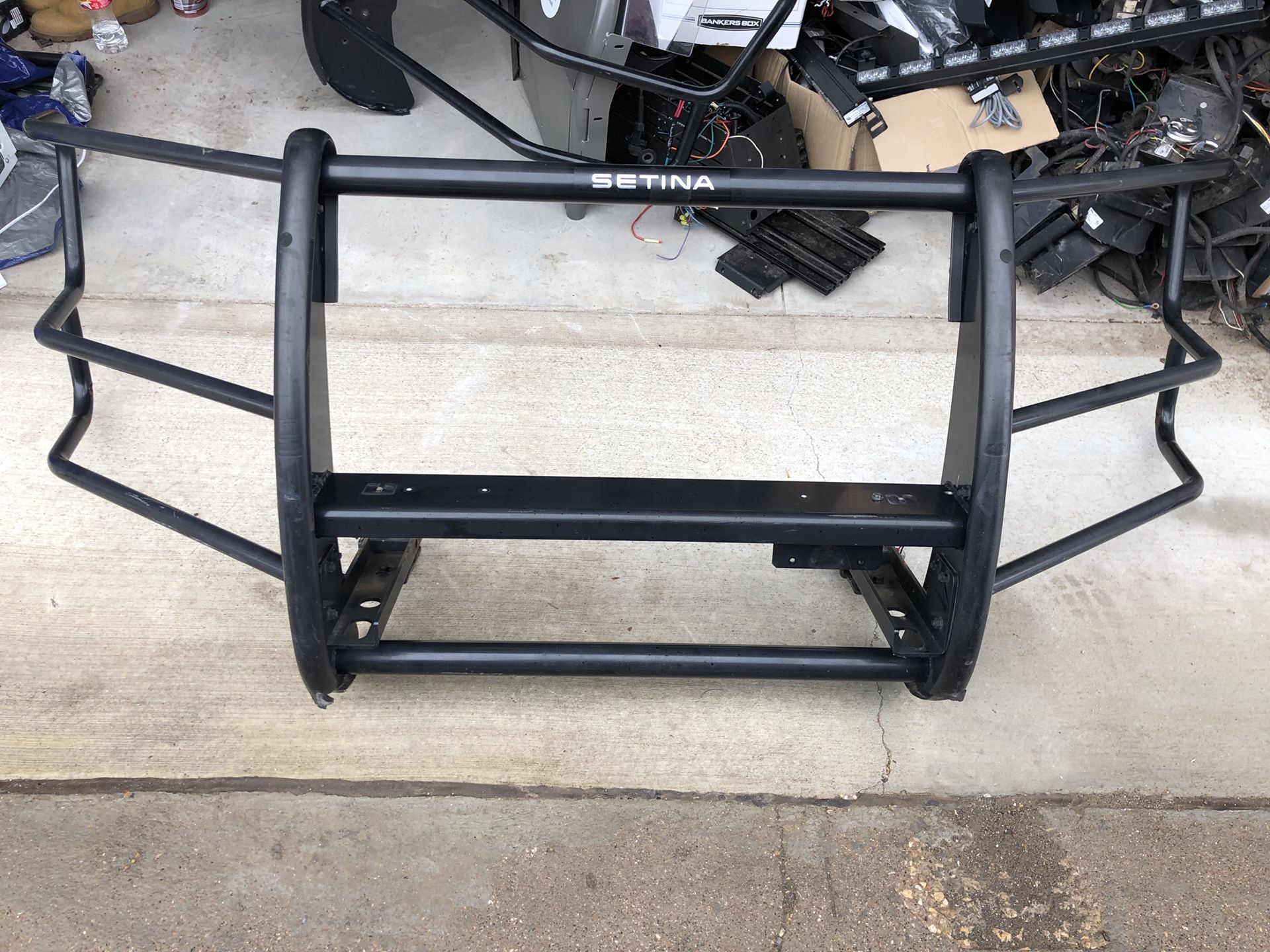 Setina Tahoe Police Push Bumper Wrap - Whelen LED Lights