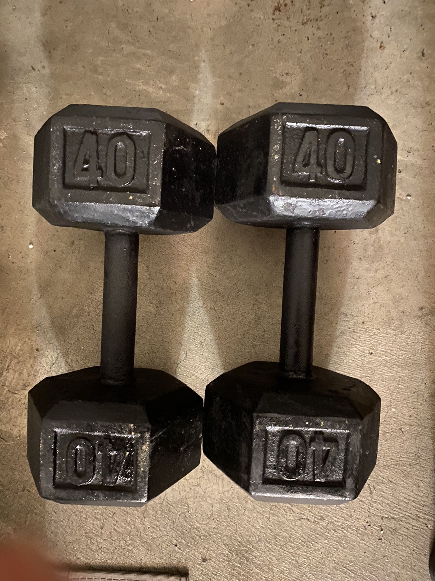 40 Lbs Dumbbell Set Excellent Condition