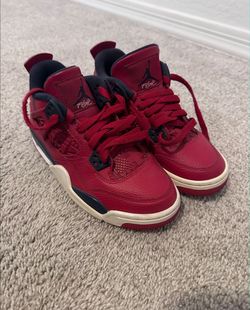 Air Jordan 4 Retro Size 4/5