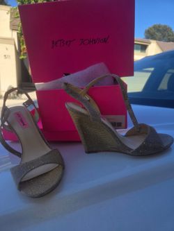Betsey Johnson gold  strapped wedges Size 9