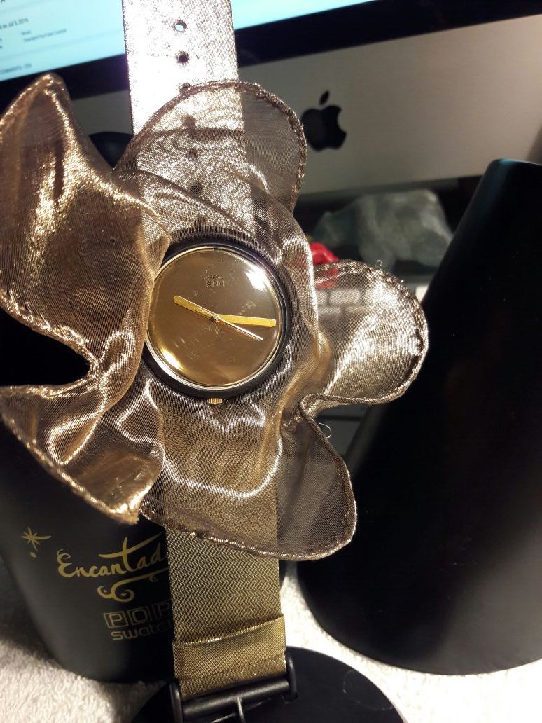 Swatch POP Encantador watch