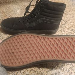 Women's High top Vans Sz 9 1/2