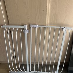 Baby gate
