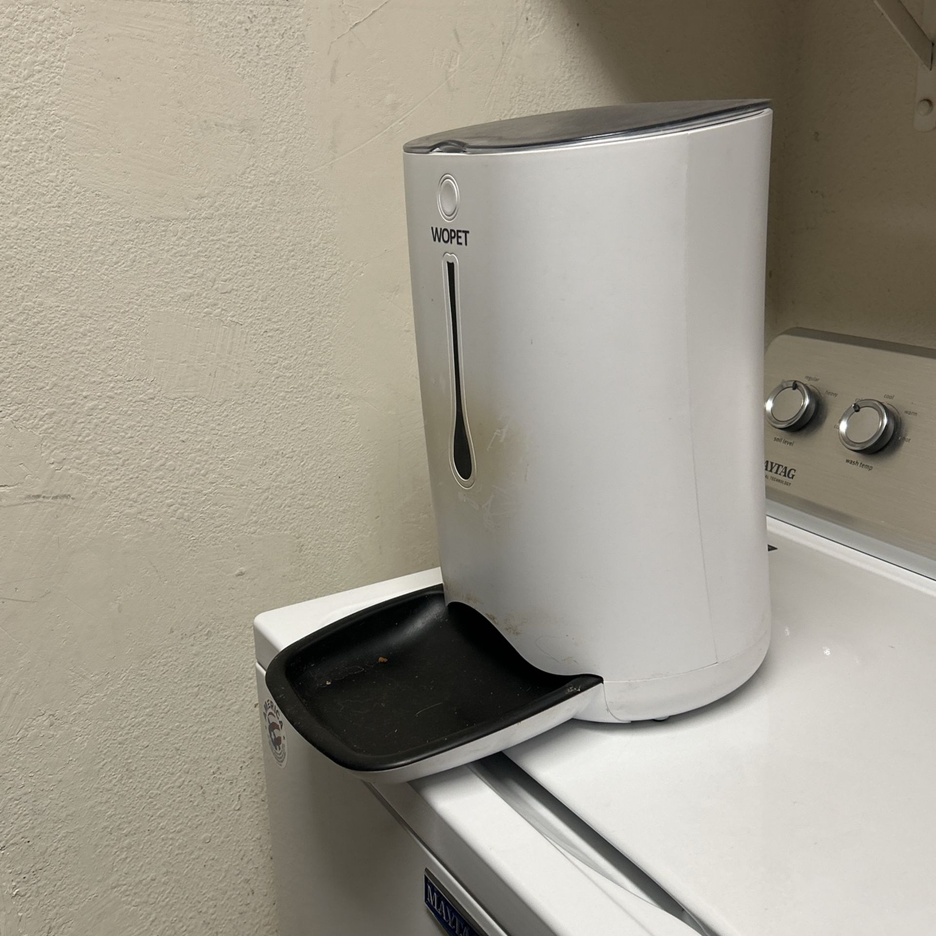 Wopet - Automatic Pet Feeder