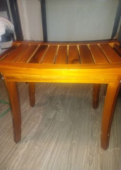 ***SHOWER BENCH****