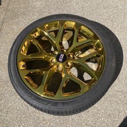 Candy Gold STR 24 Inch Rims & Tires 