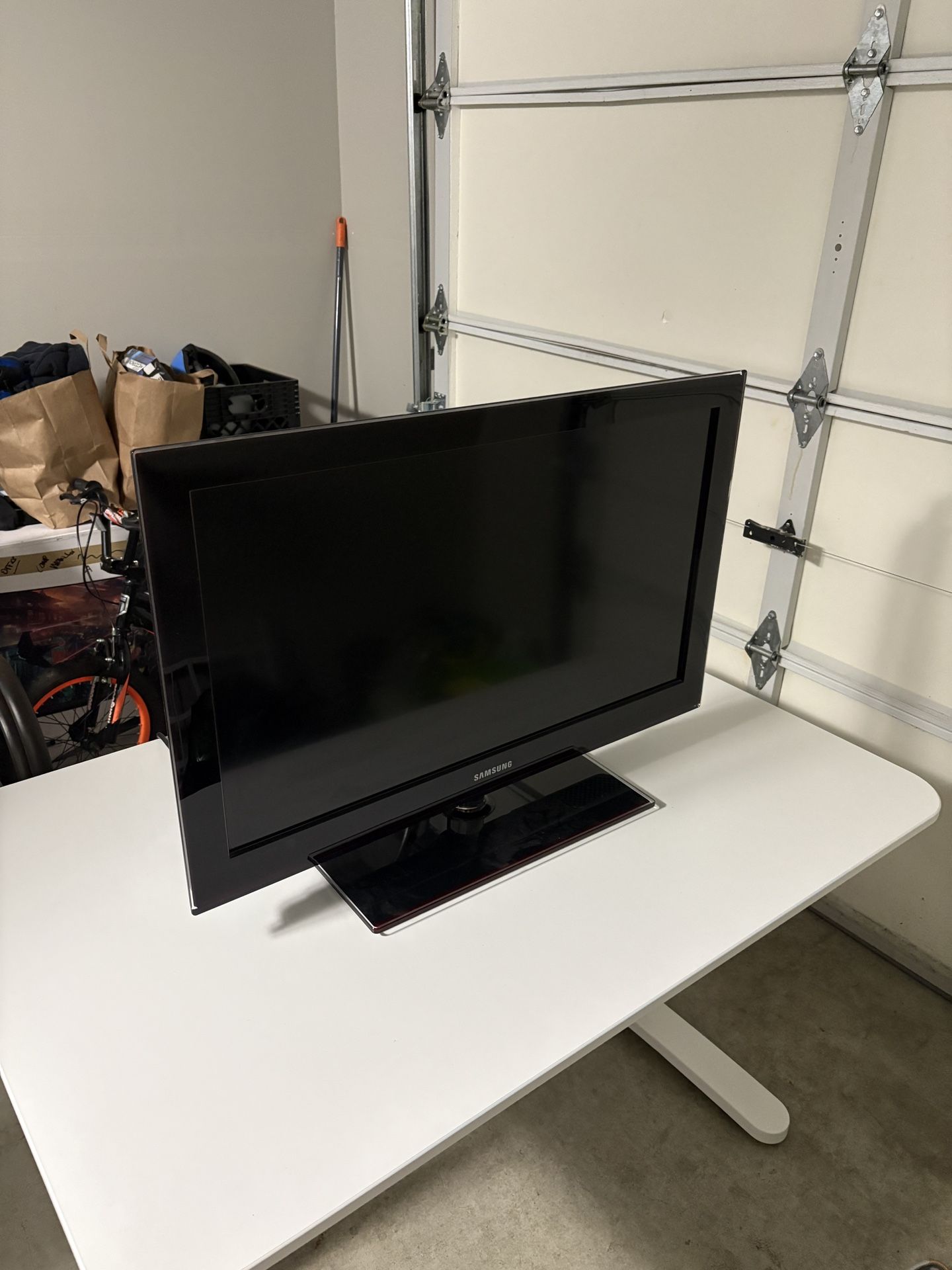 Free 32 Inch Samsung TV