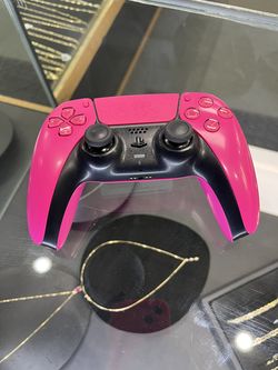 Pink ps5 remote (1129)