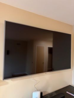 70 Inch LG LED 4K UHD TV