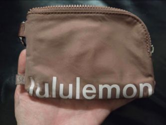 Lululemon Clippable Card Pouch
