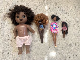 Dolls lot