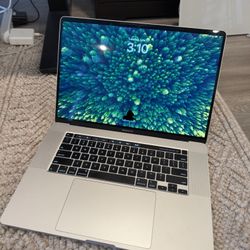 MacBook Pro 16 Inch