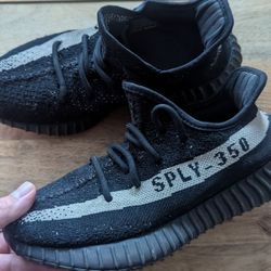 Adidas Yeezy Boost 350 V2 Oreo 