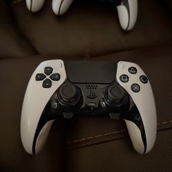 DualShock Edge