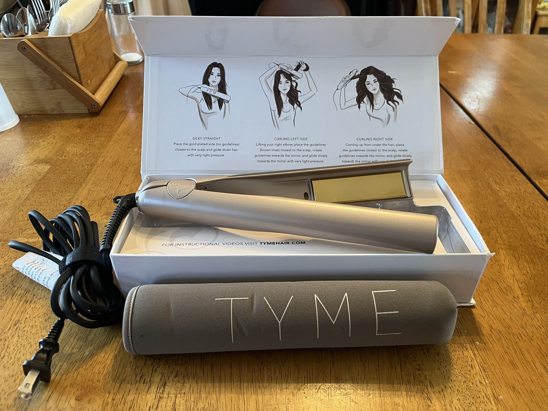 New Tyme Straightener/curler