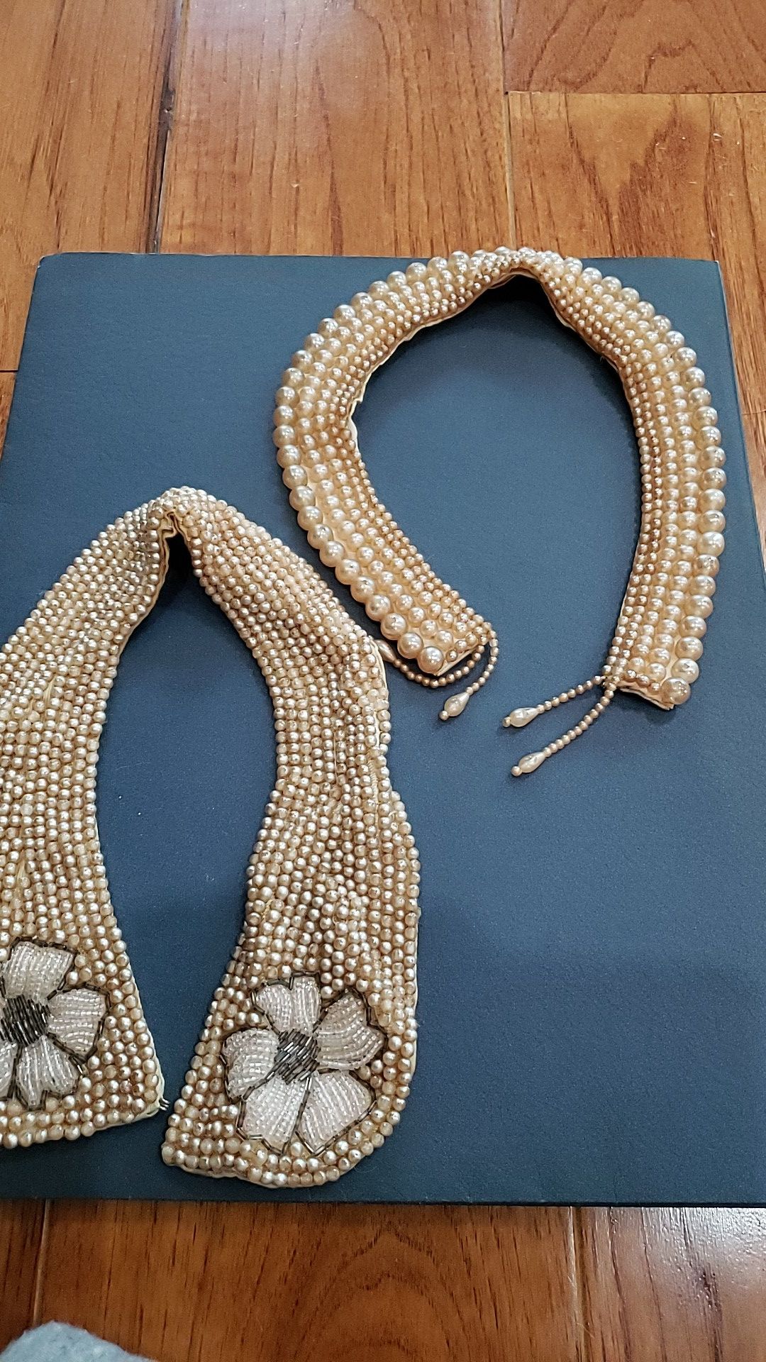 VINTAGE 195OS BEADED COLLARS