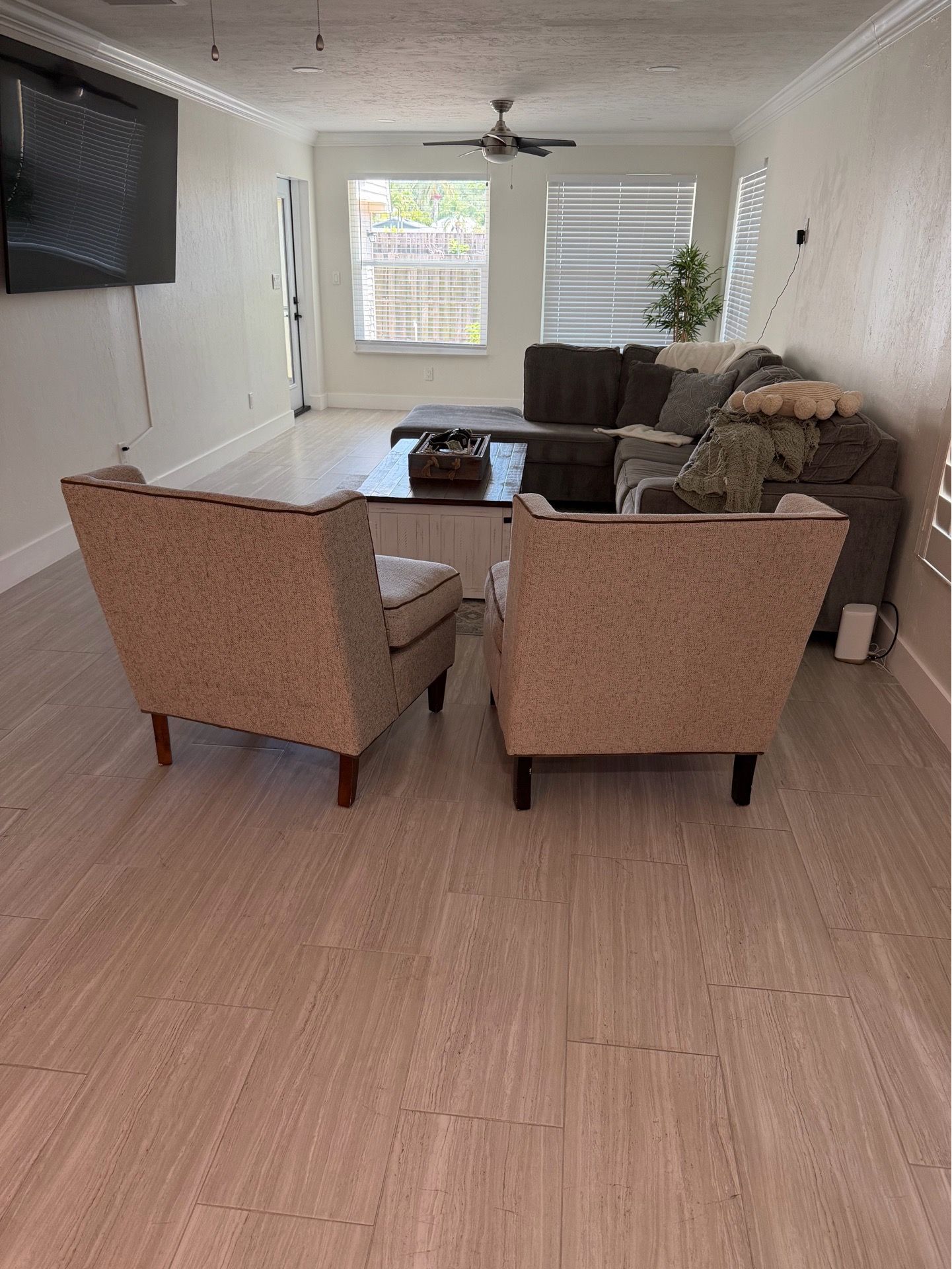 Set of 2 chairs