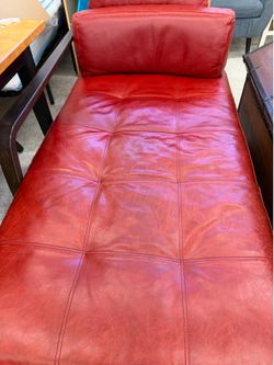 NATUZZI LONGER LEATHER