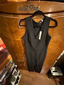T TAHARI Black Sleeveless Jumpsuit
