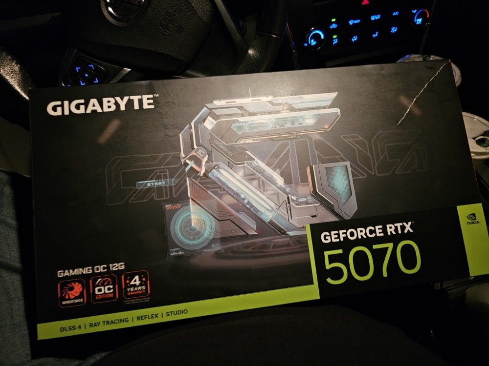 Gigabyte RTX 5070