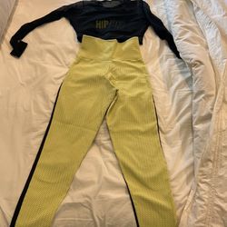 HIPKINI Mesh Long Sleeve Top And Scrunch Booty Leggings With Pockets in Black and Yellow!