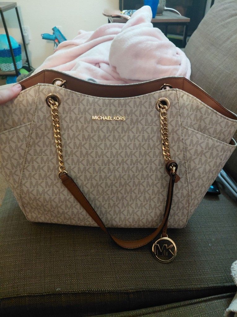 Beautiful MK Hand Bag