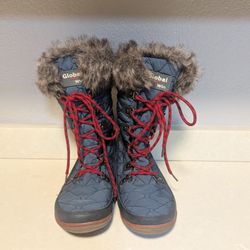 Women's Global  Win Quilted Snowboots Size 8.....$45 Firm Cash Only
