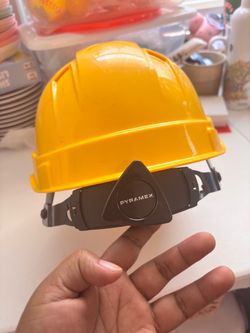 Pyramex Yellow Safety Hard Hat