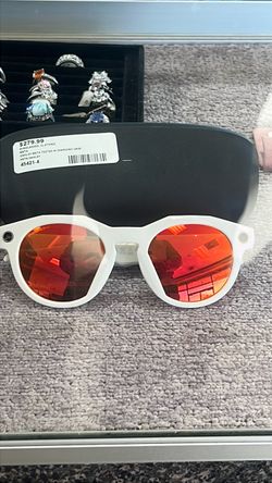Meta x Oakley Smart Sunglasses with Charging Case