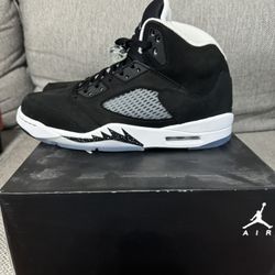 Ds Jordan Retro 5 Moonlight Size 10.5