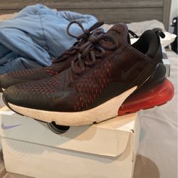 Nike AirMax 270