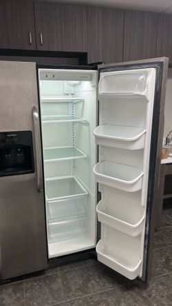 Refrigerator Frigidaire