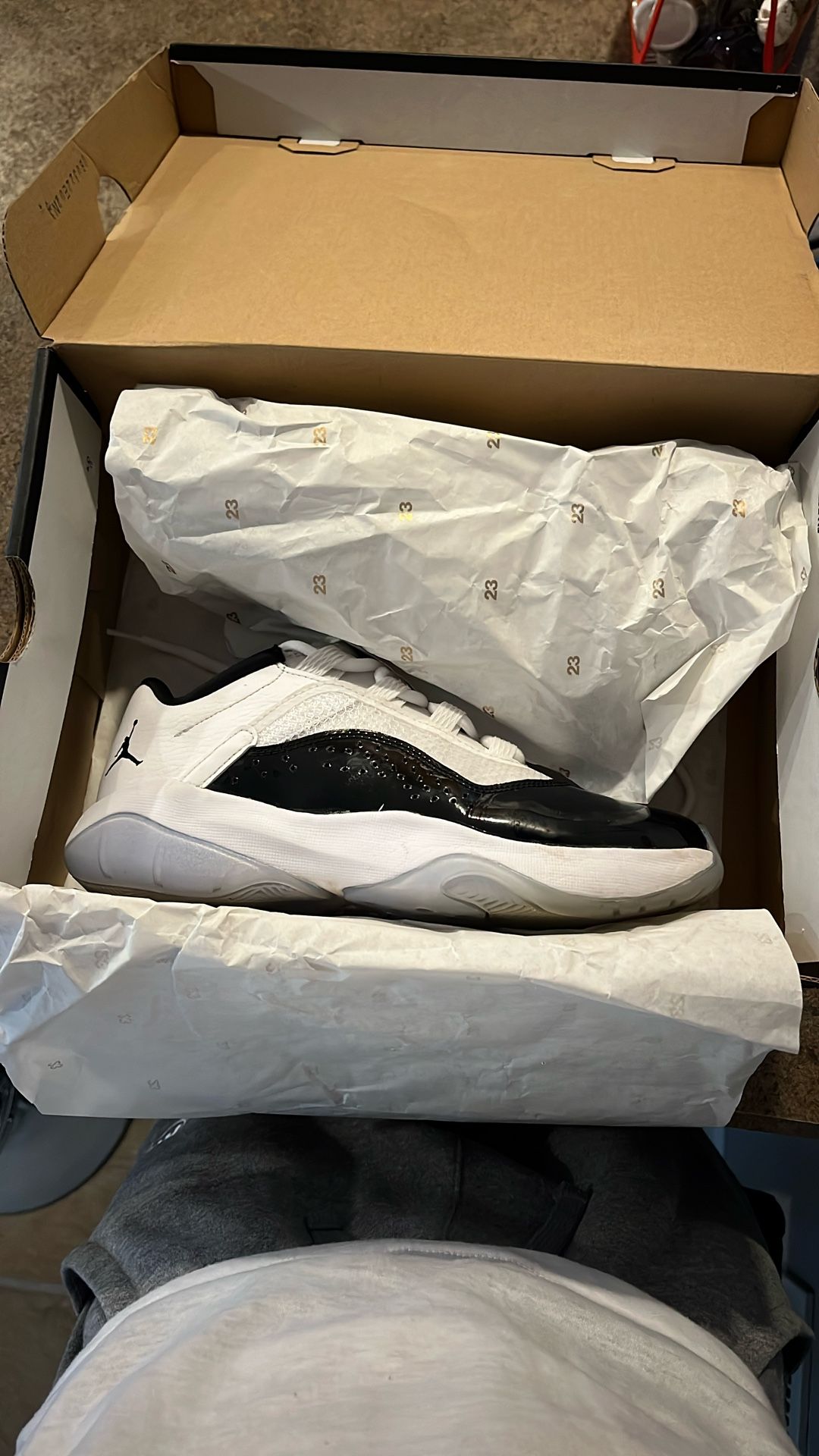 Jorden 11s Lows