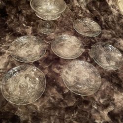  Tulip Pattern Six Etched Glass Dessert Salad Plates