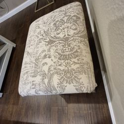 Foot Stool / Mini Seat / Mini Ottoman 