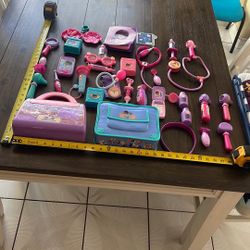 dr mcstuffin costume Accessories 