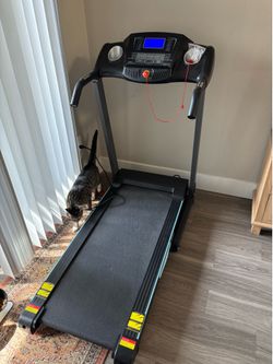 Foldable treadmill - incline