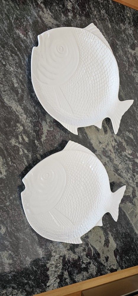 Vintage Olfaire Serving dish