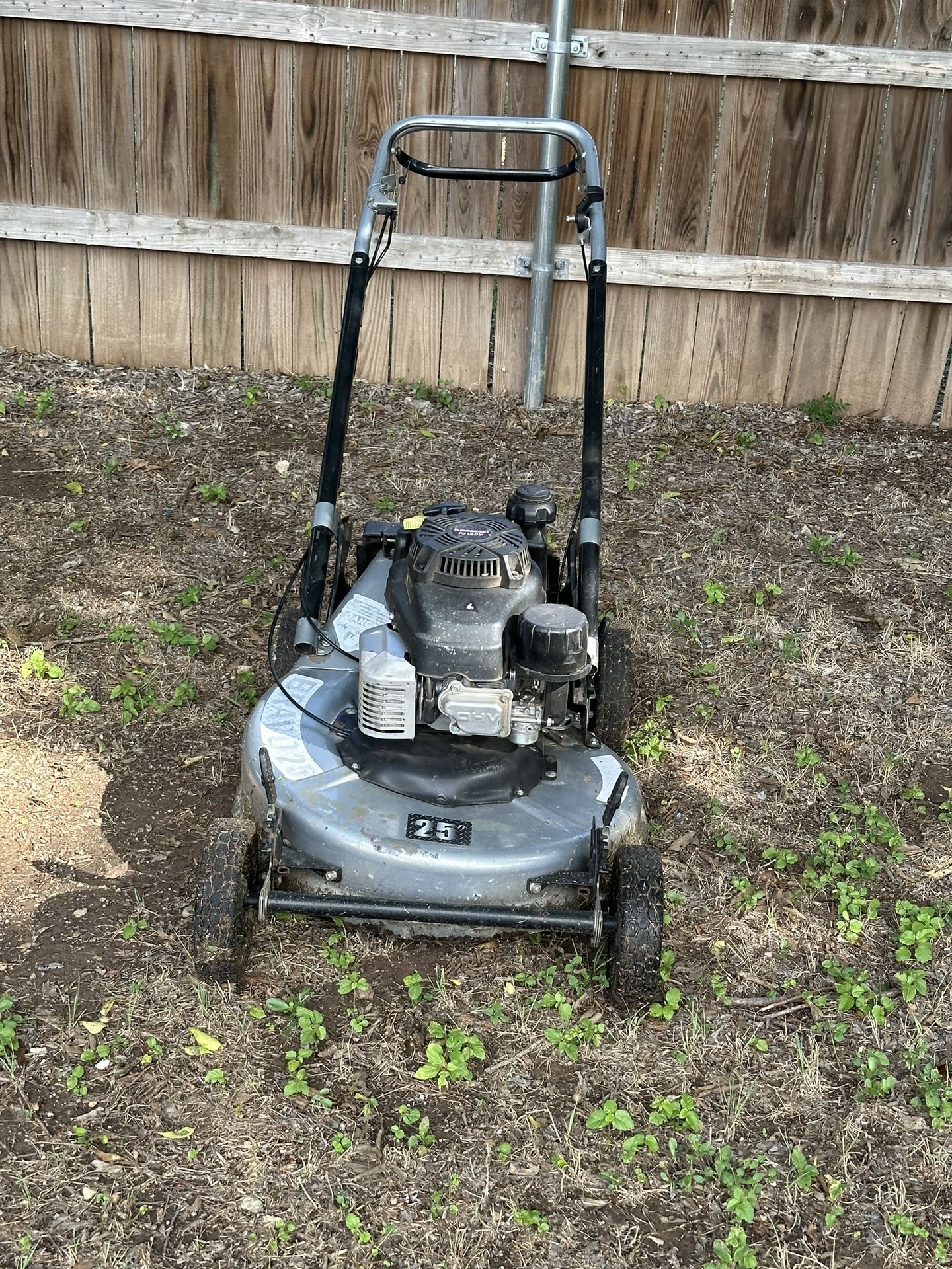 ybravo 25” comercial mower