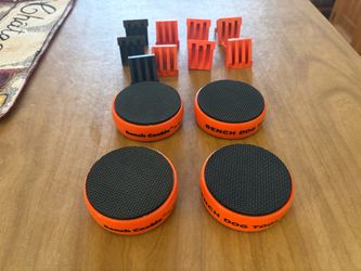 “Bench Dogs” Bench Cookies & Swivel Grip Pegs For Woodworking