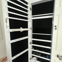 Mirror / Jewelry Case 