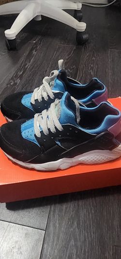 Girl Nike Huarache Size 4.5 $15.00