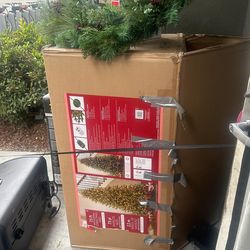 7 feet Christmas tree with lights and the reef