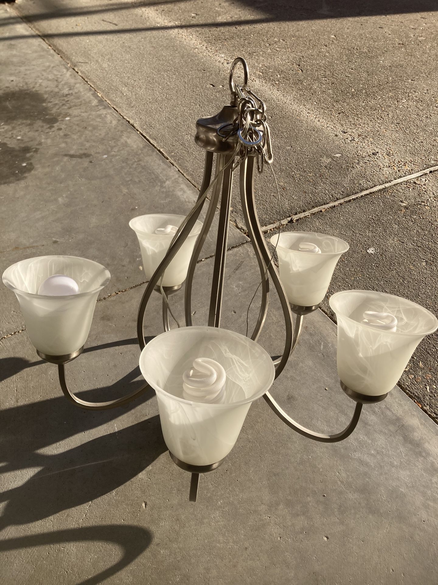 Chandelier/light fixture